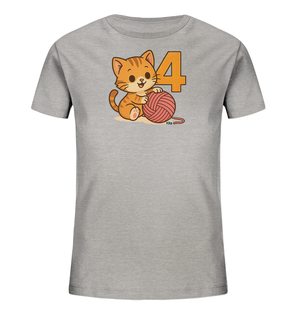 Onlineshop Shirts fuer Kinder - Das Bild zeigt ein graues Kinder-T-Shirt mit einem niedlichen Aufdruck auf der Vorderseite. Der Aufdruck zeigt eine orangefarbene Katze, die mit einem rosafarbenen Wollknaeuel spielt und froehlich aussieht. Direkt neben der Katze ist eine grosse, orangefarbene Zahl '4' platziert. Dieses Design wirkt verspielt und ansprechend.