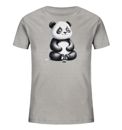 Kinder T-Shirt mit ein Panda im Schneidersitz mit geschlossenen Augen und sanftem Lächeln