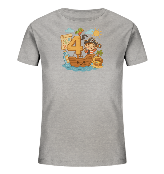 Onlineshop Shirts fuer Kinder - Das graue Kinder-T-Shirt zeigt eine froehliche Illustration zum Thema Piraten. Ein kleiner Pirat faehrt in einem Boot, neben einer grossen Zahl 4, die von einem Papagei gekroent wird. Elemente wie eine Schatzkarte, Flaschenpost und eine Schatzkiste ergaenzen das maritime Motiv. Das Design ist verspielt und detailreich, ideal fuer junge Abenteurer.