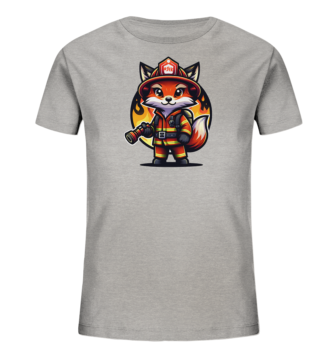 Onlineshop Shirts fuer Kinder - Dieses T-Shirt zeigt ein entzueckendes Fuchsmotiv, das als Feuerwehrmann gekleidet ist. Der Fuchs traegt eine rote Uniform, einen passenden Helm und haelt einen Feuerwehrschlauch. Hinter ihm ist ein orange-gelbes Feuermotiv in einem dunklen Kreis zu sehen. Die Illustration ist im charmanten Comic-Stil gehalten und wirkt heldenhaft.