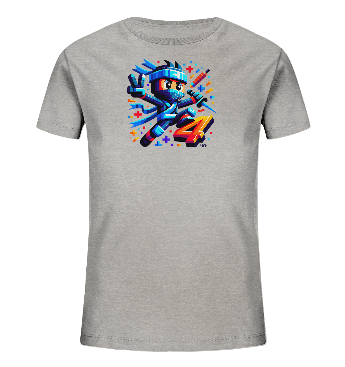Onlineshop Shirts fuer Kinder - Das Bild zeigt ein graues Kinder-T-Shirt mit einem auffaelligen, bunten Druck. Ein dynamischer Ninja-Charakter ist abgebildet, der ein Friedenszeichen macht und ein Schwert haelt. Die Zahl '4' ist prominent daneben platziert, umgeben von farbigen geometrischen Elementen. Das gesamte Design ist lebhaft und modern gestaltet.