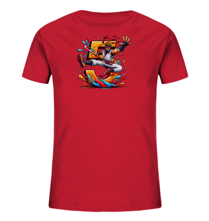 Kinder T-Shirt mit springendem Ninja, großer Zahl 5 und bunten Farbspritzern