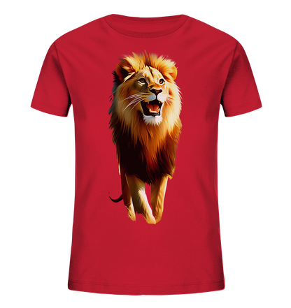 Onlineshop Shirts fuer Kinder - Das Bild zeigt ein rotes Kinder-T-Shirt mit einer eindrucksvollen Grafik auf der Vorderseite. Abgebildet ist ein Loewe mit praechtiger Maehne, der auf den Betrachter zukommt. Das Tier ist in einem realistischen Stil mit satten Farben dargestellt und hat das Maul leicht geoeffnet. Ein kraftvolles Motiv fuer junge Tierfreunde.