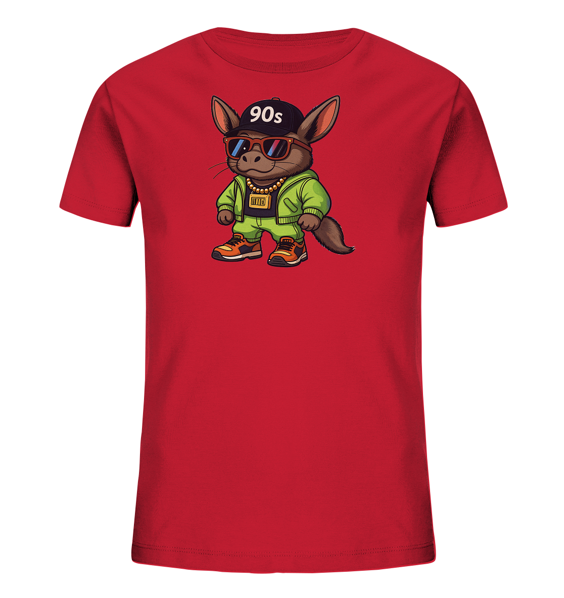Onlineshop Shirts fuer Kinder - Das rote T-Shirt zeigt einen stilisierten Tiercharakter im 90er-Jahre-Look. Die Figur traegt eine gruene Trainingsjacke, eine schwarze Cap mit der Aufschrift "90s", Sonnenbrille und eine Goldkette. Das Design vermittelt einen coolen und verspielten Eindruck. Es ist ein einzigartiges Motiv fuer Kinder.