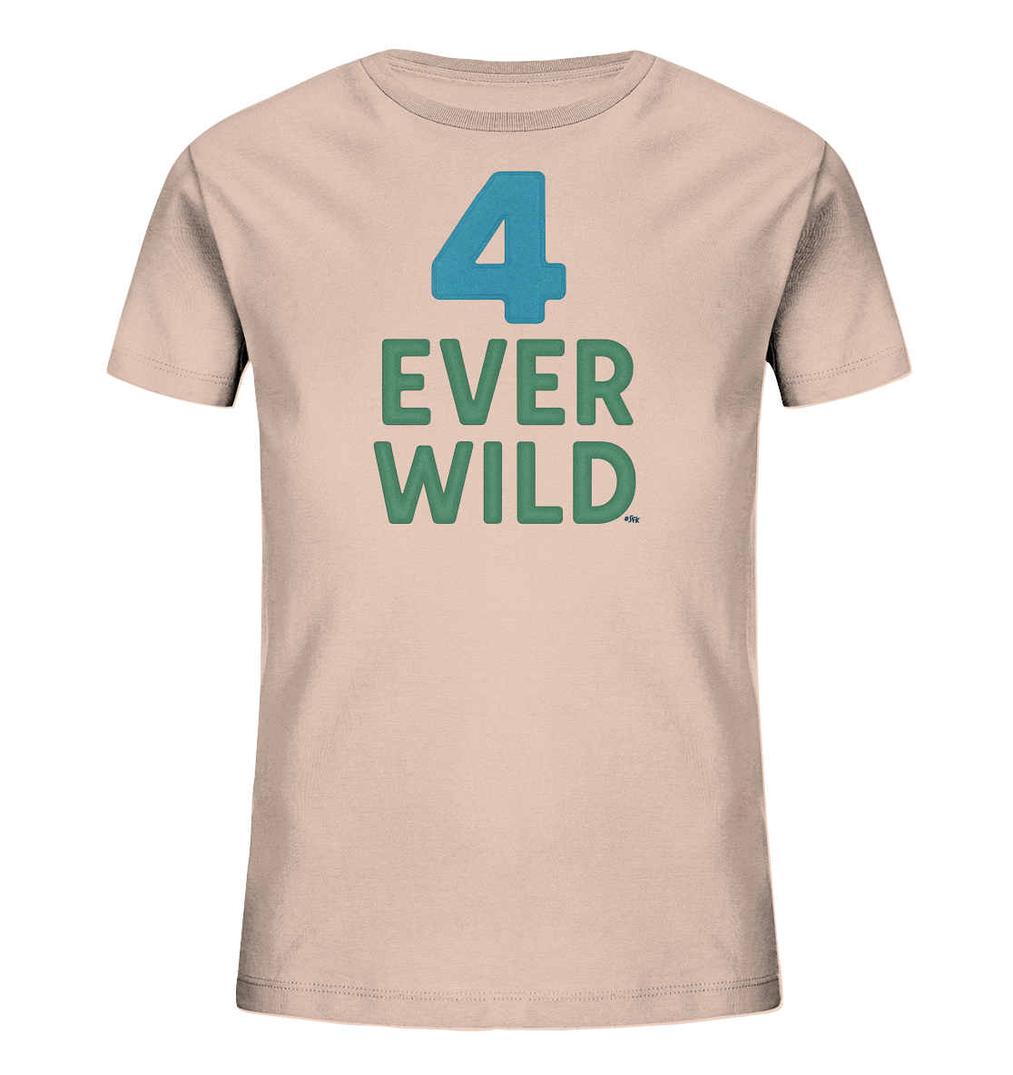 Onlineshop Shirts fuer Kinder - Das Bild zeigt ein cremefarbenes T-Shirt fuer Kinder. Auf der Vorderseite ist zentral die grosse Zahl '4' in Blau platziert. Darunter steht in gruener Schrift der Text "EVER WILD". Das Design ist einfach und auf den Schriftzug fokussiert, was dem Shirt einen klaren Look verleiht.