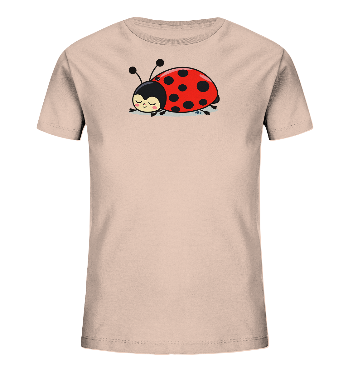 Onlineshop Shirts fuer Kinder - Das Bild zeigt ein hellrosa Kinder-T-Shirt mit einem niedlichen Marienkaefer-Motiv auf der Vorderseite. Der Marienkaefer ist rot mit schwarzen Punkten, hat einen schwarzen Kopf mit Fuehlern und ruht in einer entspannten Pose. Sein Gesichtsausdruck ist friedlich und laechelnd, mit geschlossenen Augen. Das Design wirkt verspielt und ist ansprechend fuer Kinder gestaltet.