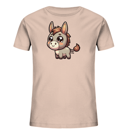 Onlineshop Shirts fuer Kinder - Das Bild zeigt ein helles, einfarbiges Kinder-T-Shirt in einem sanften Farbton. Auf der Vorderseite befindet sich eine niedliche, cartoonartige Illustration eines kleinen Esels. Der Esel hat grosse, ausdrucksvolle Augen und braune Akzente in Maehne und Schwanz. Das Design wirkt sehr freundlich und ansprechend.