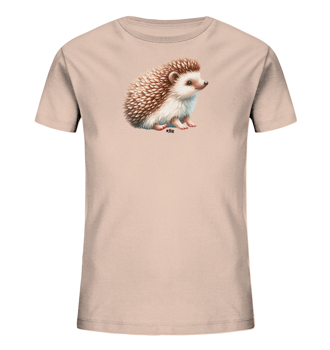 Onlineshop Shirts fuer Kinder - Das Bild zeigt ein Kinder T-Shirt in einem zarten Beigeton mit einem naturgetreuen Druck eines Igels auf der Vorderseite. Der Igel sitzt ruhig und ist detailliert mit seinen braunen Stacheln und dem hellen Gesicht dargestellt. Dieses schlichte, aber ansprechende Design ist mittig auf dem Shirt platziert.