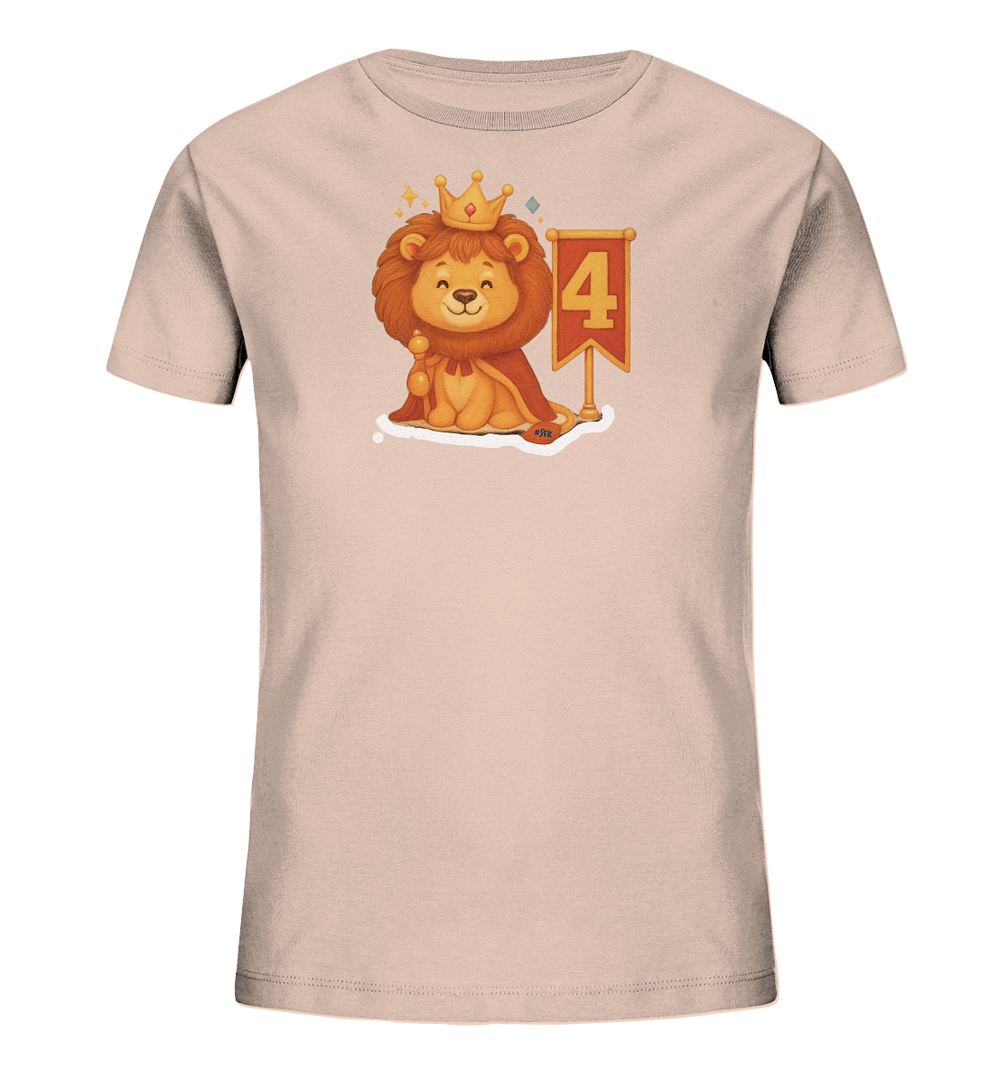 Onlineshop Shirts fuer Kinder - Das Bild zeigt ein hellrosa Kinder-T-Shirt. Auf der Vorderseite ist eine Illustration eines gekroenten Loewen mit Umhang und Zepter zu sehen. Daneben befindet sich eine rote Fahne mit der Zahl Vier. Funkelnde Details ergaenzen das Design.