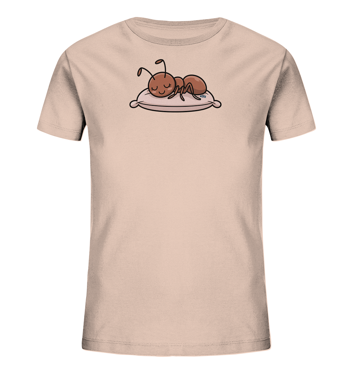 Onlineshop Shirts fuer Kinder - Das Bild zeigt ein hellbeiges Kinder-T-Shirt mit einem Frontdruck. Eine braune Cartoon-Ameise ist darauf zu sehen, die mit geschlossenen Augen auf einem pastellfarbenen Kissen liegt. Das Motiv stellt eine schlafende Ameise dar und ist in einem weichen, kindgerechten Stil gehalten. Die Illustration ist detailliert und farblich harmonisch auf das Shirt abgestimmt.