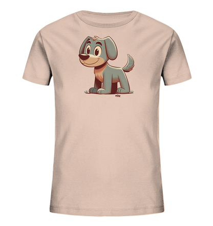 Onlineshop Shirts fuer Kinder - Das Bild zeigt ein hellrosafarbenes Kinder-T-Shirt mit einer niedlichen Illustration eines Cartoon-Hundes auf der Vorderseite. Der Hund sitzt auf dem Gras, hat graublaues Fell und ein freundliches, laechelndes Gesicht. Seine grossen Ohren haengen herab und der Schwanz wackelt. Dieses Design verleiht dem Shirt einen verspielten und ansprechenden Charakter fuer Kinder.