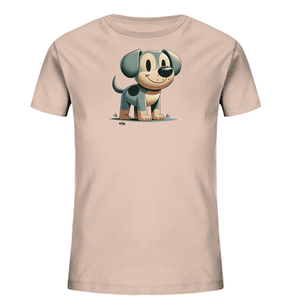 Onlineshop Shirts fuer Kinder - Das Bild zeigt ein hellrosafarbenes T-Shirt mit einer niedlichen Cartoon-Illustration eines Hundes auf der Vorderseite. Der Hund ist grau und beige mit schwarzen Flecken, hat grosse Ohren und ein freundliches Laecheln. Er steht auf einer stilisierten Rasenflaeche dargestellt und verleiht dem Shirt einen verspielten Charakter.