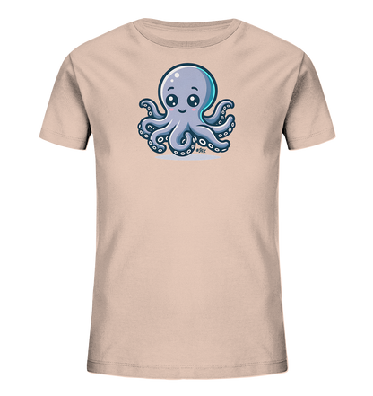 Onlineshop Shirts fuer Kinder - Das Bild zeigt ein beigefarbenes T-Shirt mit einem freundlichen Oktopus-Motiv auf der Vorderseite. Die cartoonartige Illustration zeigt einen niedlichen, hellblauen Oktopus mit grossen Augen und einem Laecheln. Er sitzt auf einer hellen Flaeche und hat mehrere Tintenfischarme. Dieses verspielte Design ist ansprechend fuer Kinder.