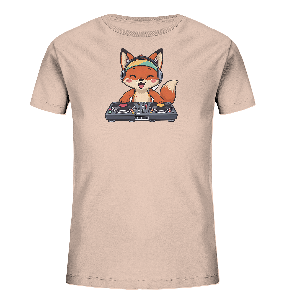 Onlineshop Shirts fuer Kinder - Das Bild zeigt ein hellbeiges Kinder-T-Shirt mit einem niedlichen Fuchs-Motiv auf der Vorderseite. Der Cartoon-Fuchs traegt bunte Kopfhoerer und sitzt an einem DJ-Mischpult, das zwei Plattenspieler und einen Mixer umfasst. Er hat einen froehlichen Gesichtsausdruck mit herausgestreckter Zunge, was dem Design eine spielerische Note verleiht.