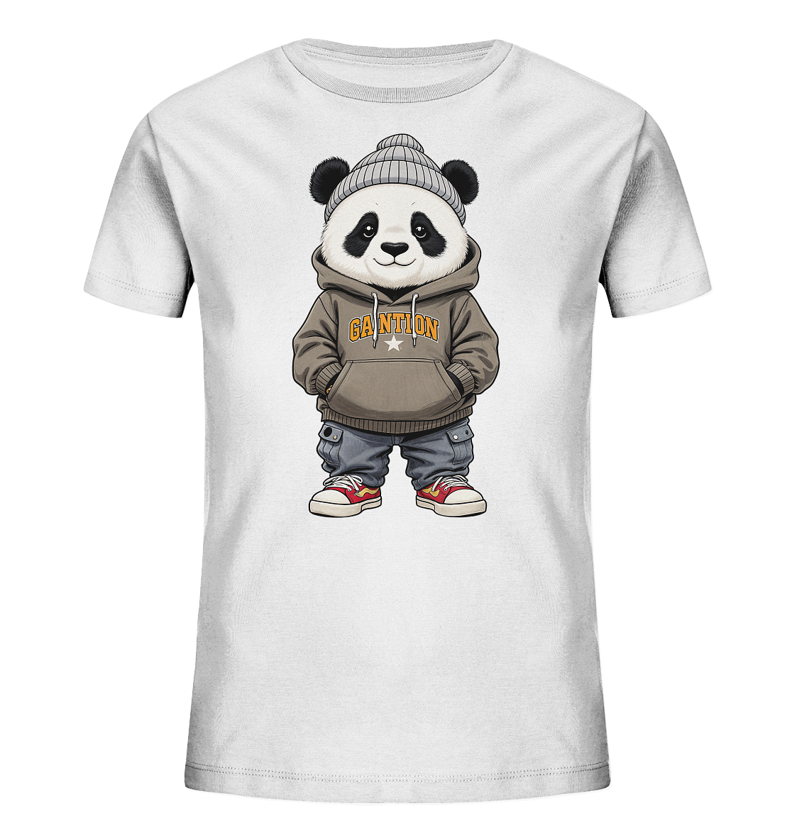 Onlineshop Shirts fuer Kinder - Das Bild zeigt ein weisses Kinder-T-Shirt mit einem niedlichen Cartoon-Panda auf der Vorderseite. Der Panda traegt eine graue Muetze, einen braunen Hoodie mit einem orange-gelben Schriftzug und Jeans. Er steht laessig mit den Haenden in den Hosentaschen und roten Sneakers. Das Design ist verspielt und detailreich gestaltet.