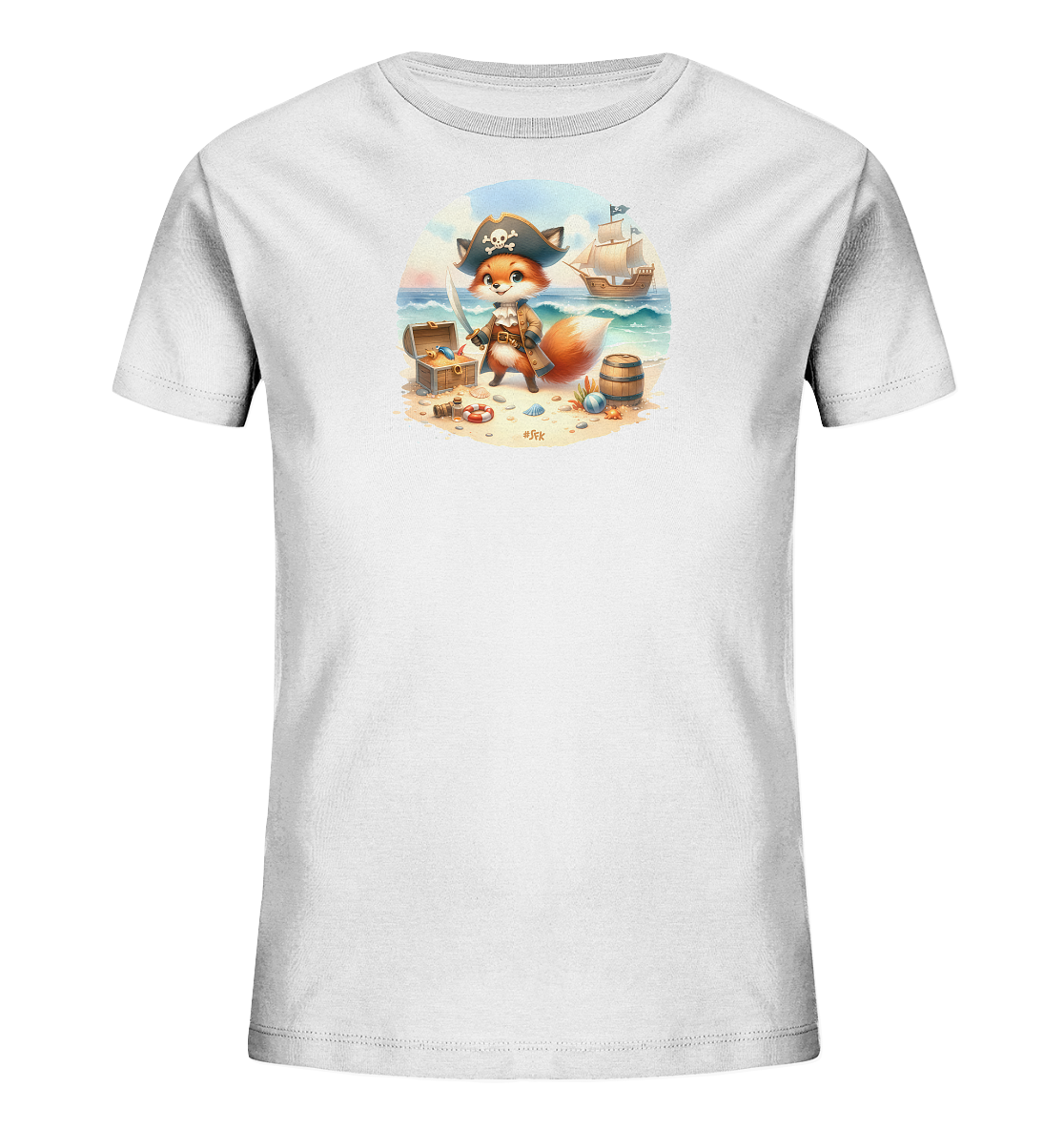 Onlineshop Shirts fuer Kinder - Das Bild zeigt ein weisses T-Shirt mit einem runden Motiv auf der Vorderseite. Das Motiv stellt einen stilisierten Fuchs in Piratenkleidung dar, der auf einem Strand steht. Im Hintergrund sind das Meer mit Wellen und ein Segelschiff zu sehen. Auf dem Strand sind unter anderem eine offene Schatztruhe und ein Fass abgebildet.