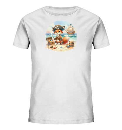 Onlineshop Shirts fuer Kinder - Das Bild zeigt ein weisses T-Shirt mit einem runden Motiv auf der Vorderseite. Das Motiv stellt einen stilisierten Fuchs in Piratenkleidung dar, der auf einem Strand steht. Im Hintergrund sind das Meer mit Wellen und ein Segelschiff zu sehen. Auf dem Strand sind unter anderem eine offene Schatztruhe und ein Fass abgebildet.