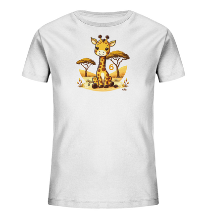 Onlineshop Shirts fuer Kinder - Das Bild zeigt ein weisses T-Shirt fuer Kinder mit einer froehlichen Giraffen-Grafik. Die cartoonhafte Giraffe sitzt vor einer Savannenlandschaft mit Akazienbaeumen. Neben der Giraffe ist die Zahl '6' zu sehen. Das Design wirkt freundlich und verspielt.