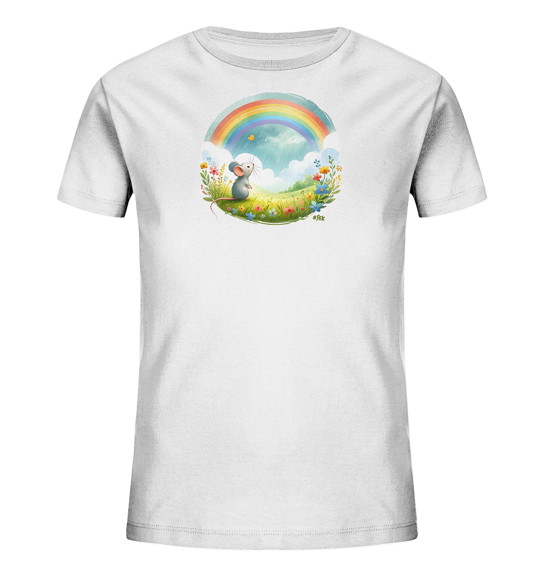 Onlineshop Shirts fuer Kinder - Das Bild zeigt ein weisses Kinder-T-Shirt mit einer runden Grafik in der Mitte. Die Grafik zeigt eine kleine graue Maus, die in einem bunten Blumenfeld sitzt. Über dem Feld spannen sich ein Regenbogen, Wolken und ein kleiner Schmetterling. Dieses Design verleiht dem Shirt einen froehlichen und fantasievollen Look.