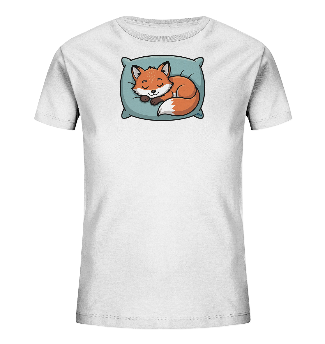Onlineshop Shirts fuer Kinder - Das Bild zeigt ein weisses Kinder-T-Shirt mit einem niedlichen Motiv eines schlafenden Fuchses auf einem Kissen. Der orangefarbene Fuchs liegt gemuetlich eingerollt auf einem hellblauen Kissen. Die Illustration ist im Cartoon-Stil gehalten und wirkt sehr ruhig und friedlich. Das Design verleiht dem Shirt einen verspielten und kindgerechten Charakter.