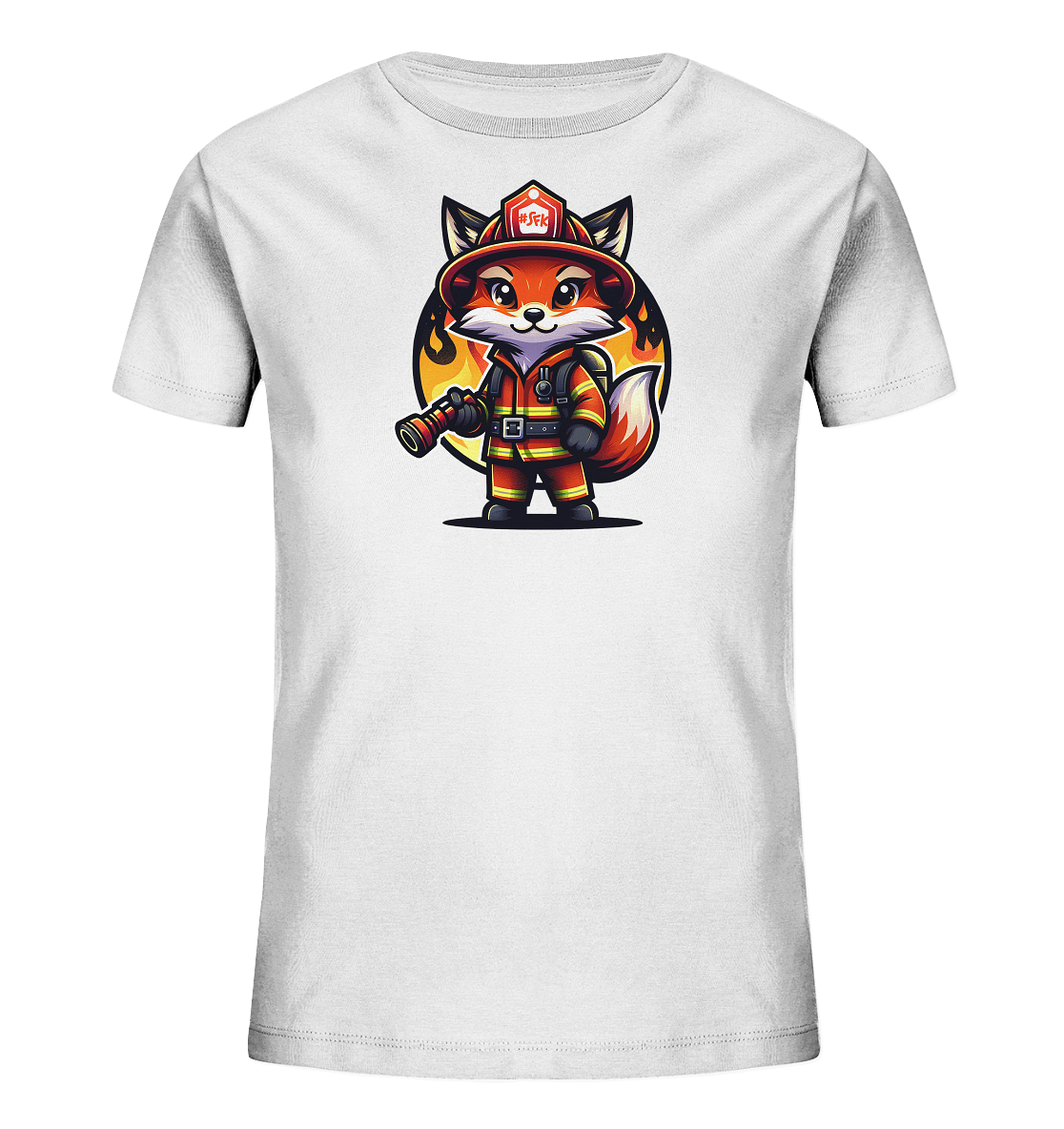 Onlineshop Shirts fuer Kinder - Das Bild zeigt ein weisses Kinder-T-Shirt mit einem Druck eines Fuchses als Feuerwehrmann. Der Fuchs traegt rote Feuerwehrkleidung und haelt einen Schlauch. Ein Hintergrund mit Flammen ergaenzt das Motiv. Das Design ist farbenfroh und ansprechend.