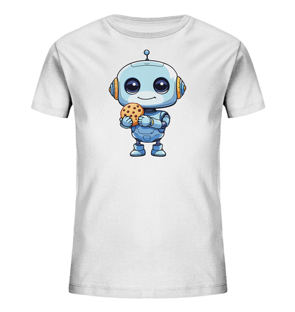 Onlineshop Shirts für Kinder - Das Bild zeigt ein weißes Kinder-T-Shirt, das flach ausgelegt präsentiert wird. Auf der Vorderseite des Shirts ist eine niedliche Cartoon-Illustration eines Roboters zu sehen. Der Roboter ist blau, hat große runde Augen, ein freundliches Lächeln und eine Antenne auf dem Kopf sowie orangefarbene Akzente an den Ohren. Er hält mit seinen Händen einen braunen Keks mit Schokoladenstückchen. Das Design ist zentral auf dem Shirt platziert und wirkt kindgerecht.