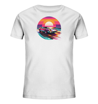 Kinder T-Shirt mit ein farbiger Sportwagen vor einer gestreiften Retro-Sonne