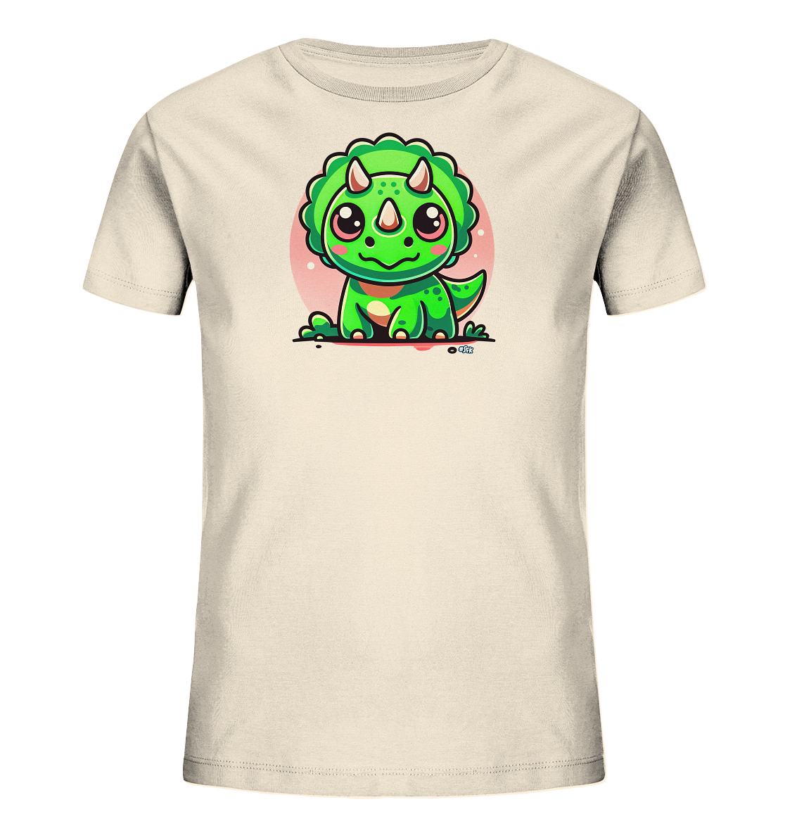 Onlineshop Shirts fuer Kinder - Das Bild zeigt ein helles Kinder T-Shirt mit einer suessen Illustration eines gruenen Triceratops. Der kleine Cartoon-Dino sitzt mit grossen, runden Augen und rosa Wangen im Vordergrund. Hinter ihm ist ein blasser rosa Kreis zu sehen, der das Design abrundet. Das freundliche Motiv ist ideal fuer kleine Dino-Fans.