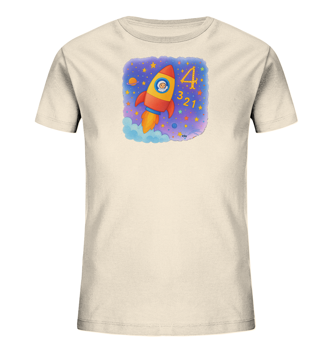 Onlineshop Shirts fuer Kinder - Das Bild zeigt ein helles Kinder-T-Shirt mit einem bunten Aufdruck einer startenden Rakete. Eine freundliche Figur schaut aus dem Cockpit, umgeben von Wolken, Sternen und Planeten im Weltall. Über der Rakete ist ein Countdown mit den Zahlen 4, 3, 2, 1 abgebildet. Das verspielte Design hat ein Weltraum-Thema.