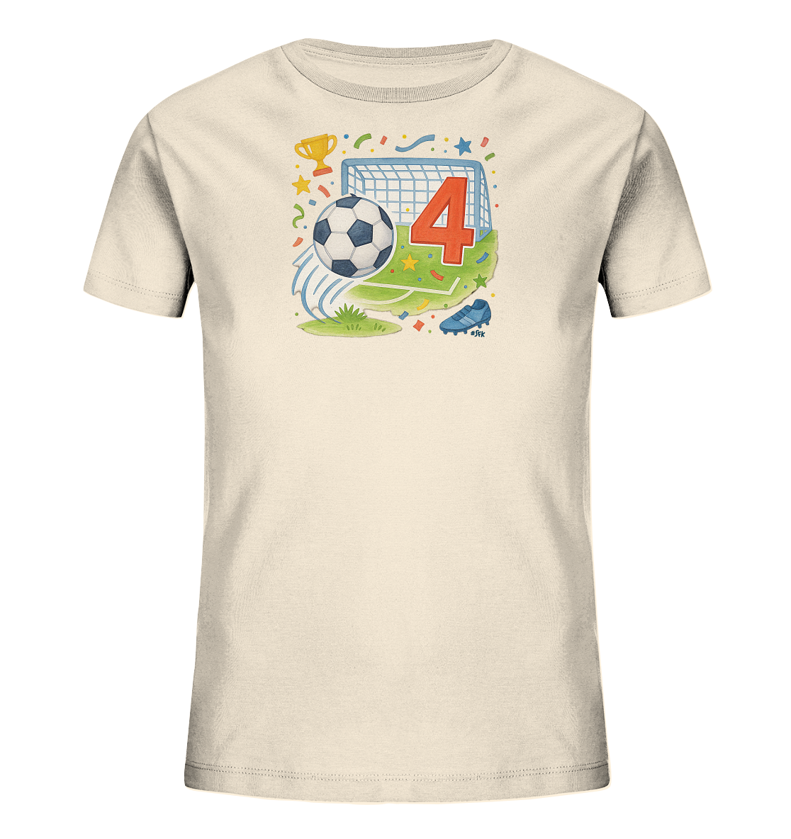 Onlineshop Shirts fuer Kinder - Das Bild zeigt ein beiges Kinder T-Shirt mit einer bunten Fussball-Illustration auf der Vorderseite. Zu sehen sind ein Fussball, ein Tornetz und die grosse rote Zahl '4' im Zentrum des Designs. Ein goldener Pokal, ein blauer Fussballschuh und festliche Elemente wie Konfetti und Sterne umrahmen das Motiv. Das Design wirkt dynamisch und feiert das Thema Fussball, ideal fuer einen besonderen Anlass oder jungen Sportfan.