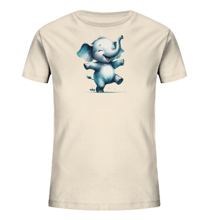 Onlineshop Shirts fuer Kinder - Das Bild zeigt ein helles, cremefarbenes T-Shirt fuer Kinder mit einem froehlichen Elefanten-Motiv auf der Vorderseite. Der Elefant ist in einem cartoonartigen Stil dargestellt, hat eine blaeulich-graue Farbe und scheint zu tanzen oder zu springen, mit erhobenem Ruessel und ausgestreckten Armen. Er laechelt breit mit geschlossenen Augen, und um seine Fuesse sind kleine blaue Akzente wie Spritzer oder Sterne zu sehen. Das Design wirkt sehr verspielt und positiv.