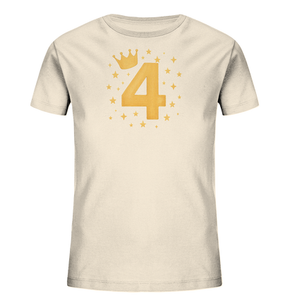 Onlineshop Shirts fuer Kinder - Das Bild zeigt ein cremefarbenes Kinder T-Shirt mit einem festlichen Motiv auf der Vorderseite. Eine grosse goldene Zahl 4 ist zentral platziert, gekroent von einer kleinen Krone im gleichen Farbton. Goldene Sterne und kleine Pluszeichen sind dekorativ um die Zahl herum angeordnet. Das Design ist schlicht und feierlich gestaltet.