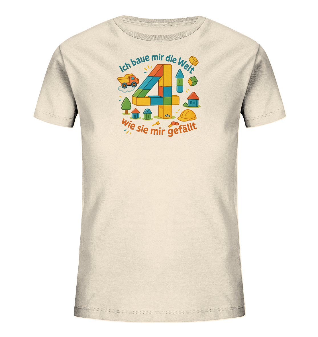 Onlineshop Shirts fuer Kinder - Das Bild zeigt ein beigefarbenes T-Shirt mit einem bunten Druck zum Thema Bauen. Zentral ist die Zahl '4', dargestellt aus Spielzeugbausteinen in verschiedenen Farben. Um die Zahl herum sind Elemente wie ein Lastwagen, Baeume, Haeuser und Bausteine abgebildet. Der Druck wirkt froehlich und spielerisch gestaltet mit hellen, kindgerechten Farben.