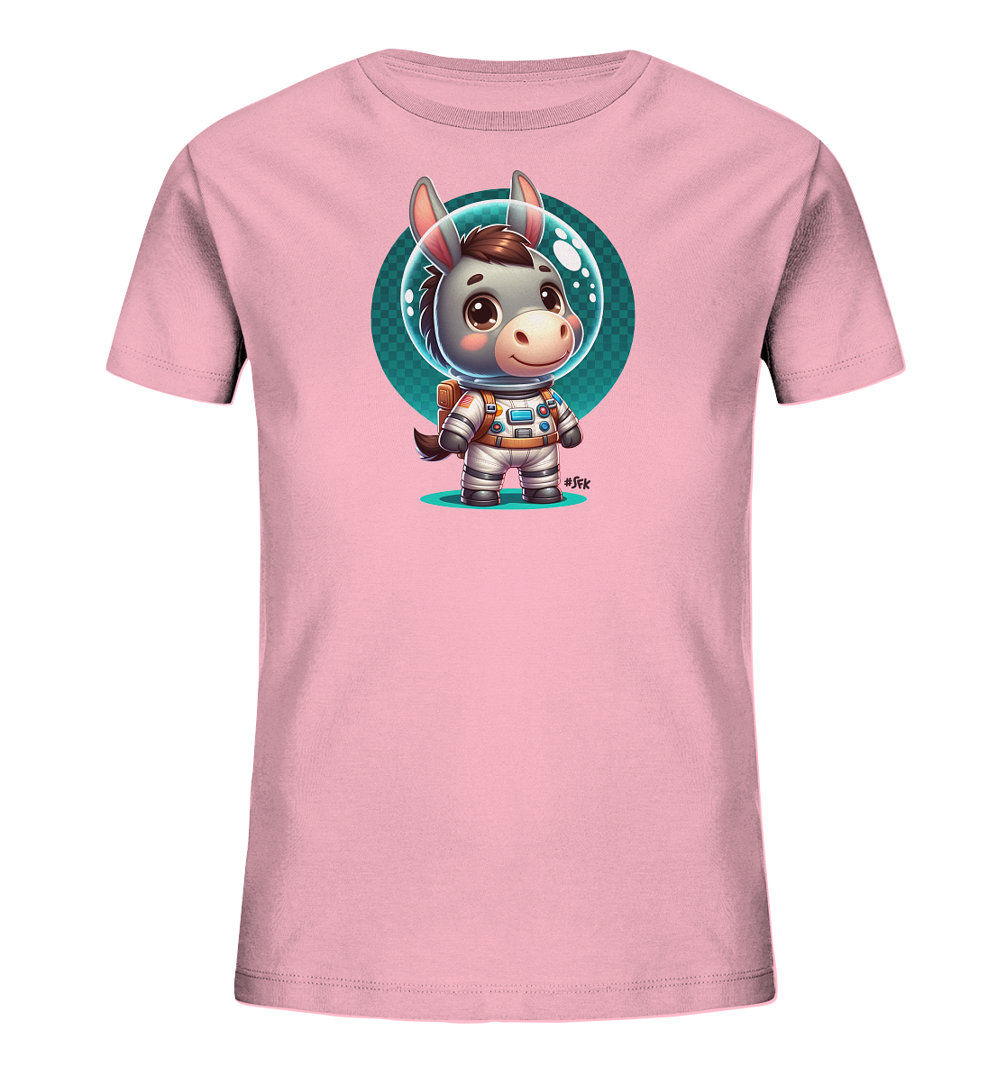 Onlineshop Shirts fuer Kinder - Das Bild zeigt ein pinkfarbenes Kinder-T-Shirt mit einer charmanten Illustration. Im Zentrum des Designs steht ein niedlicher Cartoon-Esel, der einen detailreichen Astronautenanzug und einen Helm traegt. Hinter dem Kopf des Esels befindet sich ein gruener, karierter Kreis. Das Motiv wirkt verspielt und fantasievoll, perfekt fuer kleine Entdecker.