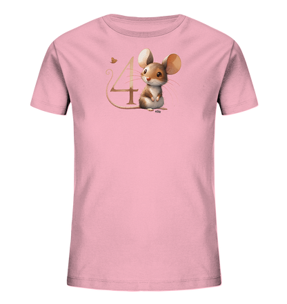 Onlineshop Shirts fuer Kinder - Das Bild zeigt ein rosafarbenes Kinder-T-Shirt mit einem niedlichen Aufdruck einer Maus. Die Maus mit grossen Ohren sitzt neben der Zahl vier, die verspielt gestaltet ist. Eine kleine Schmetterlingsgrafik ergaenzt das Motiv. Das Design wirkt froehlich und ansprechend.