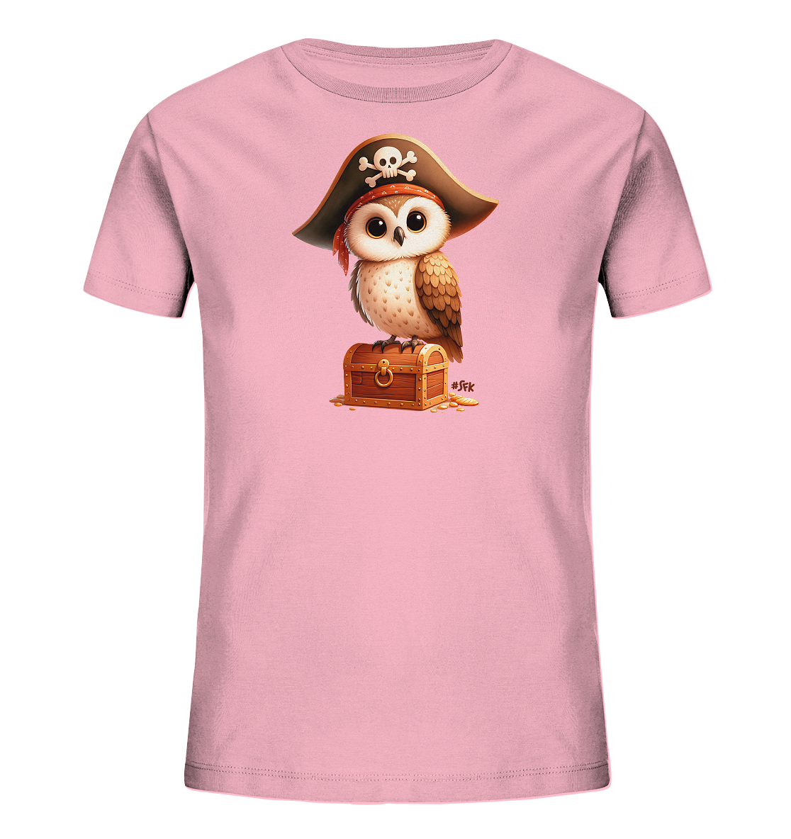 Onlineshop Shirts fuer Kinder - Das Bild zeigt ein hellrosa T-Shirt mit einem charmanten Motiv einer Cartoon-Eule im Piraten-Look. Die Eule traegt einen Piratenhut mit Totenkopf und sitzt auf einer kleinen Schatztruhe, umgeben von einigen Goldmuenzen. Dieses verspielte Design verleiht dem Shirt einen abenteuerlichen und suessen Charakter, ideal fuer Kinder.