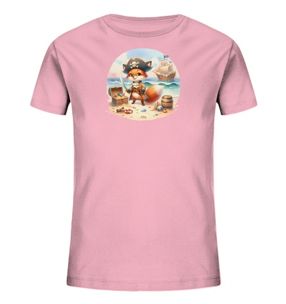 Onlineshop Shirts fuer Kinder - Das Bild zeigt ein hellrosa Kinder-T-Shirt mit einem runden Druckmotiv auf der Vorderseite. Das Motiv stellt einen niedlichen Fuchs im Piratenkostuem dar, der an einem Strand steht. Eine offene Schatztruhe, ein Fass und weitere Elemente der Piratenwelt sind ebenfalls zu sehen. Im Hintergrund ist ein Segelschiff auf dem Meer abgebildet.
