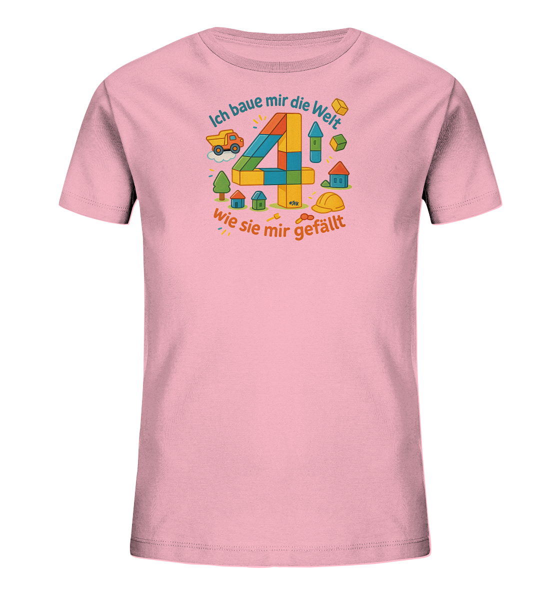 Onlineshop Shirts fuer Kinder - Das Bild zeigt ein hellrosa T-Shirt mit einem farbenfrohen Motiv. Im Zentrum steht die Zahl '4', zusammengesetzt aus bunten Bausteinen. Ringsherum sind spielerische Elemente wie ein Lastwagen, Haeuser, Baeume und ein Bauhelm abgebildet. Das Design vermittelt ein froehliches Bau-Thema, ideal fuer kleine Baumeister.