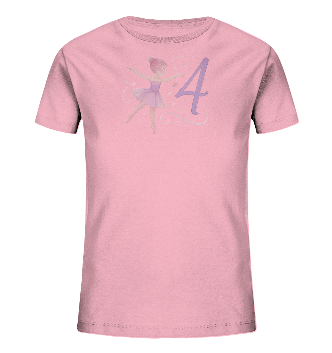 Onlineshop Shirts fuer Kinder - Das Bild zeigt ein hellrosa Kinder-T-Shirt mit einer niedlichen Illustration einer jungen Ballerina in einem lilafarbenen Kleid. Die tanzende Figur ist von funkelnden Sternen und dekorativen Linien umgeben. Neben der Ballerina ist die Zahl "4" in einem passenden, sanften Farbton abgebildet. Das Design wirkt zart und maerchenhaft, perfekt fuer kleine Taenzerinnen.