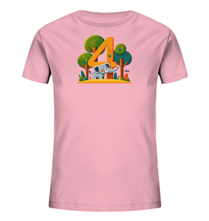 Onlineshop Shirts fuer Kinder - Dieses rosafarbene T-Shirt fuer Kinder zeigt einen farbenfrohen Druck mit einer grossen orangefarbenen Zahl '4'. Daneben ist ein freundlicher grauer Elefant zu sehen, der vor einer kleinen Kulisse aus Baeumen und Pflanzen steht. Das verspielte Motiv ist ansprechend gestaltet.