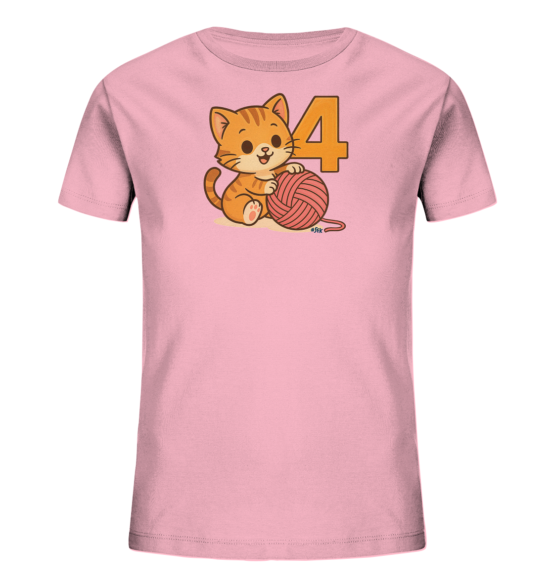 Onlineshop Shirts fuer Kinder - Das Bild zeigt ein rosa T-Shirt fuer Kinder mit einem niedlichen Druck. Darauf ist eine freundliche, orangefarbene Katze zu sehen, die mit einem Wollknaeuel spielt. Neben der Katze steht die grosse orangefarbene Zahl '4'. Das Design ist verspielt und farbenfroh.
