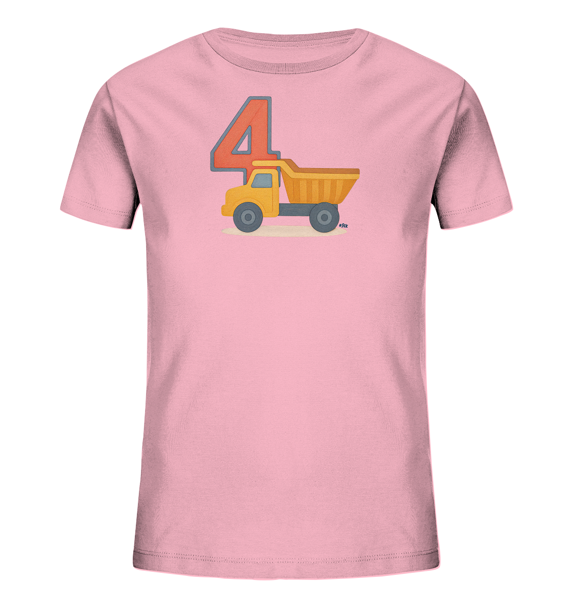 Onlineshop Shirts fuer Kinder - Dieses rosa Kinder T-Shirt zeigt eine grosse Zahl 4 neben einem gelben Muldenkipper. Die Zahl ist rotorange mit einem grauen Rand gestaltet. Der Lastwagen hat orange Details und graue Raeder. Unter dem Motiv ist ein sandfarbener Untergrund dargestellt.